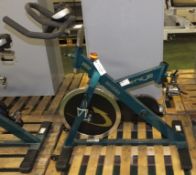 Instyle Aerobike V850 Exercise Bike - missing seat post