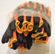 12x Pair Gloves - Size 10.