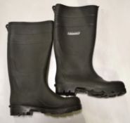 Dunlop Wellingtons Size 7