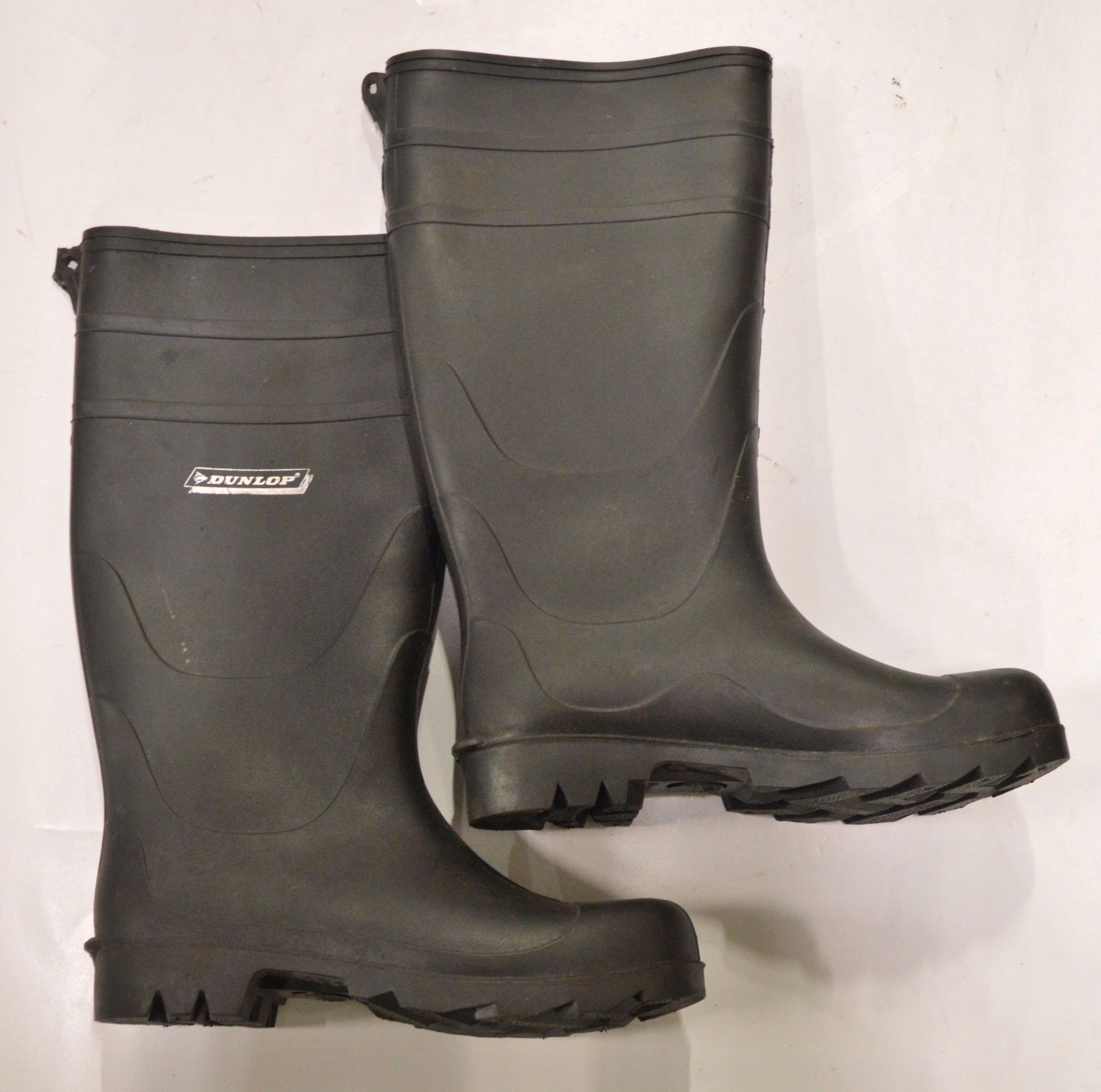 Dunlop Wellingtons Size 8.