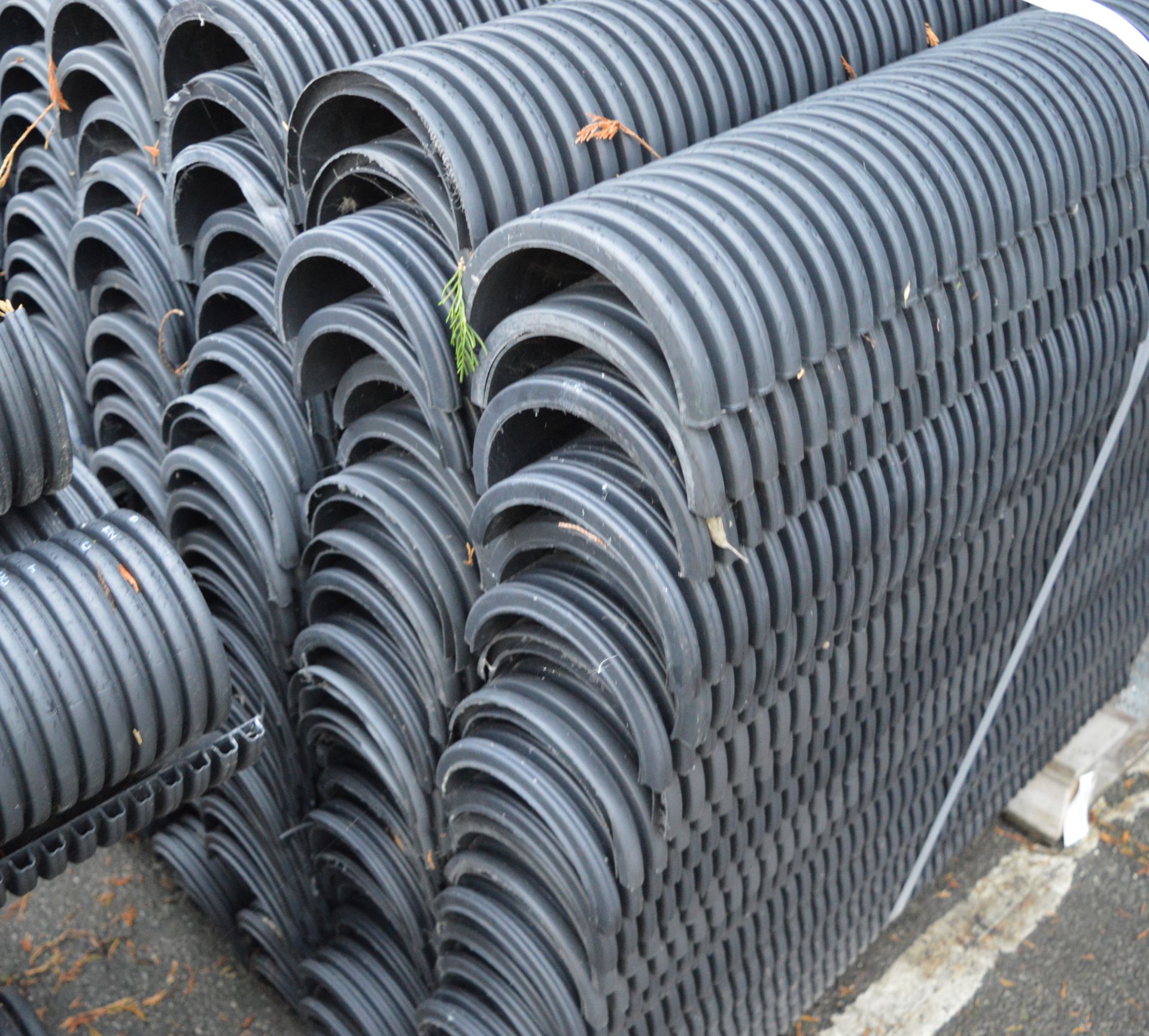 Approx 120x 3m Lengths Cable Duct RB125. - Image 2 of 2
