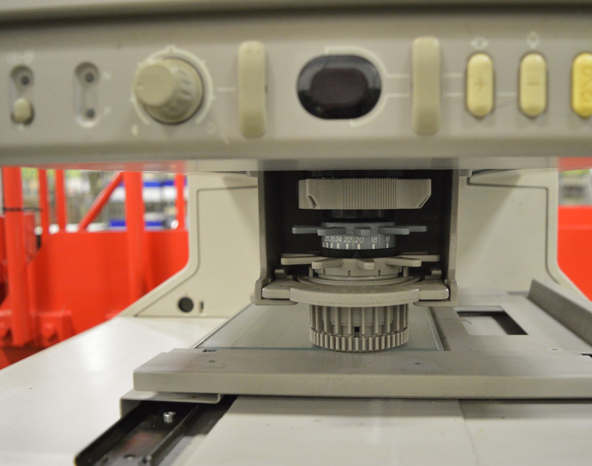 Canon MicroPrinter 90 MIcrofiche reader on stand - Image 3 of 3