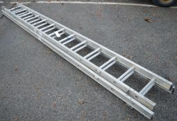 13 Rung Double Extension Ladder.