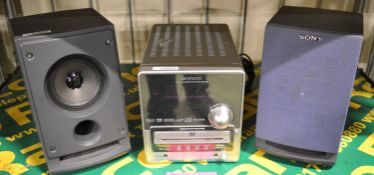 Daewoo Micro DVD System RD-430X, 2x Speakers.