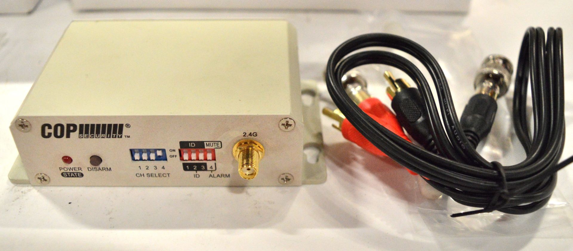 COP Transmitter & Receiver 2.4 GHz. - Image 3 of 4