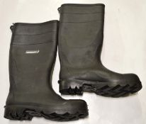 Dunlop Wellingtons Size 7