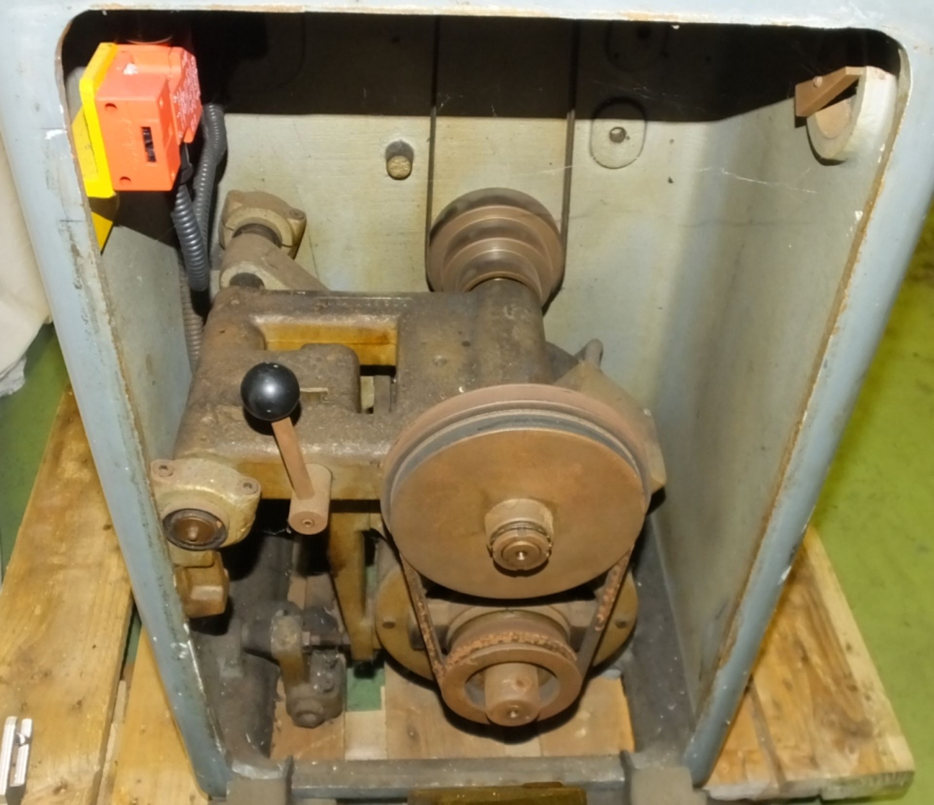 Schaublin S.A. Lathe Type 102-80 - 420V - Serial 250358 - £10 Loading Charge Applied to th - Image 8 of 15