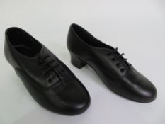 19 X PAIRS OF OXFORD LACE UP DANCE SHOES; BLACK; SIZE L3