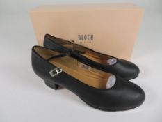 6 X PAIRS OF BLOCH SHOW-TAPPER WOMENS TAP SHOES; SO323L; BLACK; SIZE 11; BOXED