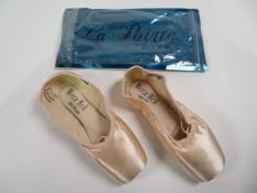 22 X PAIRS OF WEAR MOI LA POINTE BALLET SHOES; PINK; VARIOUS SIZES