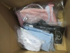 5 X CAPEZIO POINTE SHOE BAGS; WHITE; PINK DANCE BAG AND 8 X VARIOUS