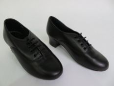 24 X PAIRS OF OXFORD LACE UP DANCE SHOES; BLACK; SIZE L4