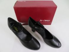 6 X PAIRS OF SO DANCA WOMENS TAP SHOES; TA57; BLACK; SIZE 3 X 4, SIZE 7 X 2; BOXED