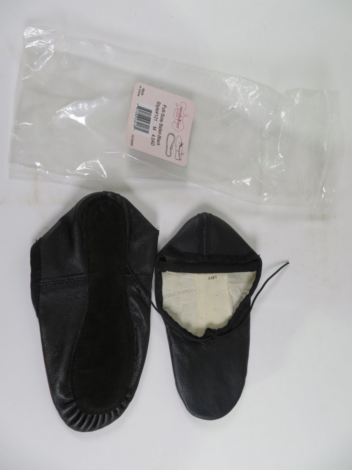 APPROX. 65 X PAIRS OF REVOLUTION DANCEWEAR STRETCH BALLET PUMPS - Image 3 of 4