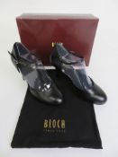 5 X PAIRS OF BLOCH SPLITPRO WOMENS CHARACTER SHOES; SO394L; BLACK; SIZE W11; BOXED