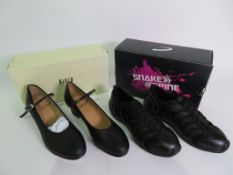 2 X PAIRS OF CAPEZIO SNAKESPINE DANSNEAKERS