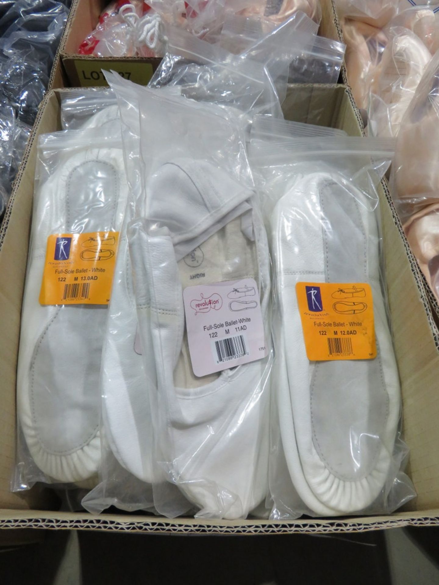 APPROX. 60 X PAIRS OF REVOLUTION DANCEWEAR FULL SOLE BALLET PUMPS; 122; WHITE; - Image 3 of 3