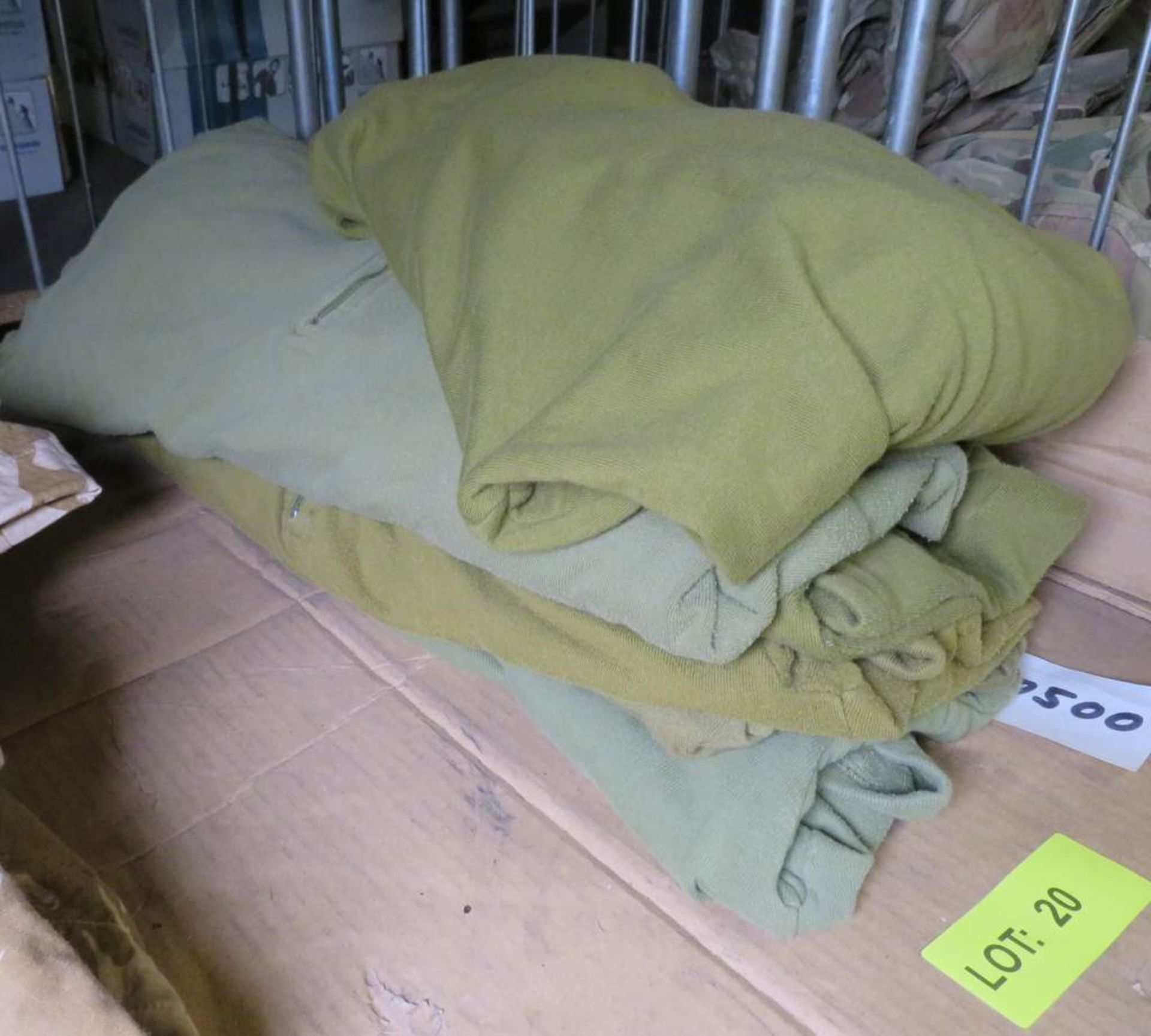 5x Olive Green Fleece - Various sizes - Image 3 of 3