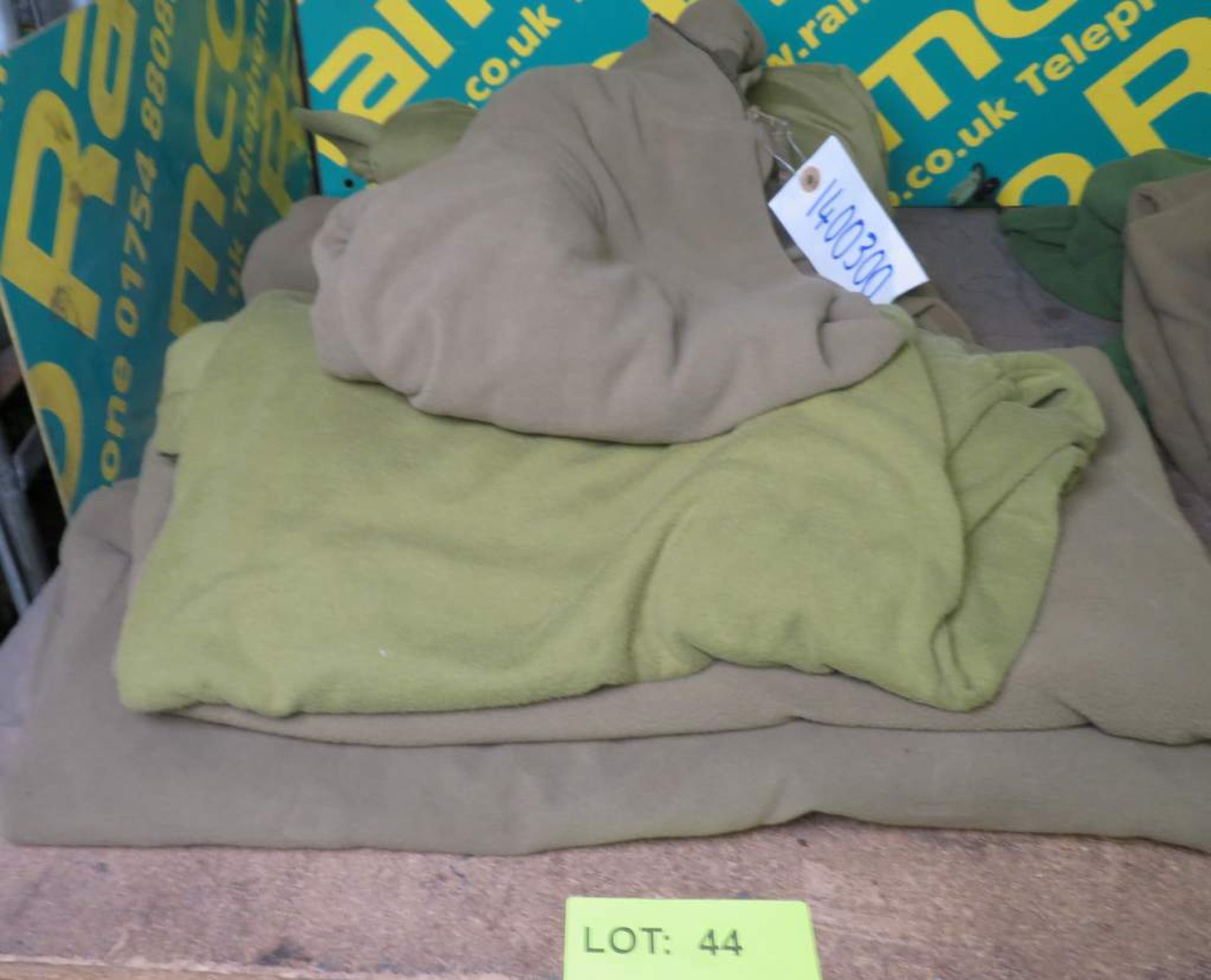 7x Thermal Olive Green Fleece with Collar - Various sizes - Image 2 of 2