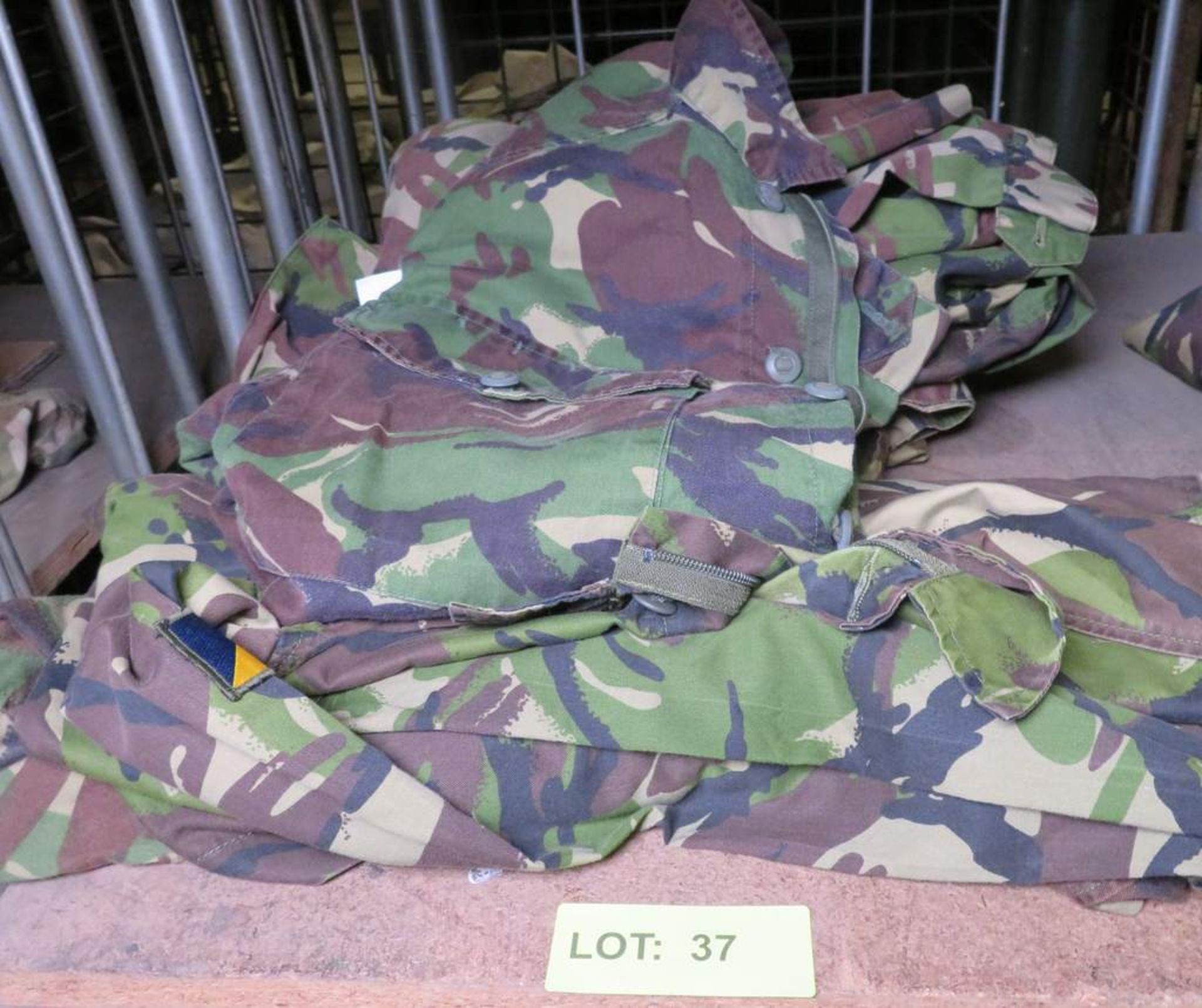 8x Soldier 95 Shirt / Lightweight Jacket - Various sizes - Image 2 of 3