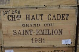 A case of Chateau Haut Cadet Grand Cru, Saint Emilion 1981, 75cl (12)