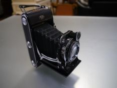 A Zeiss Ikon Compur Rapid with Tessar 1:3.5 F=10.5cm camera