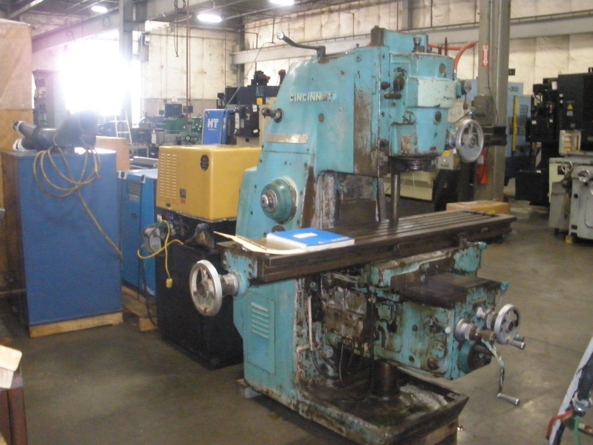 Cincinnati Cinova 80-307-14 Vertical Milling Machine