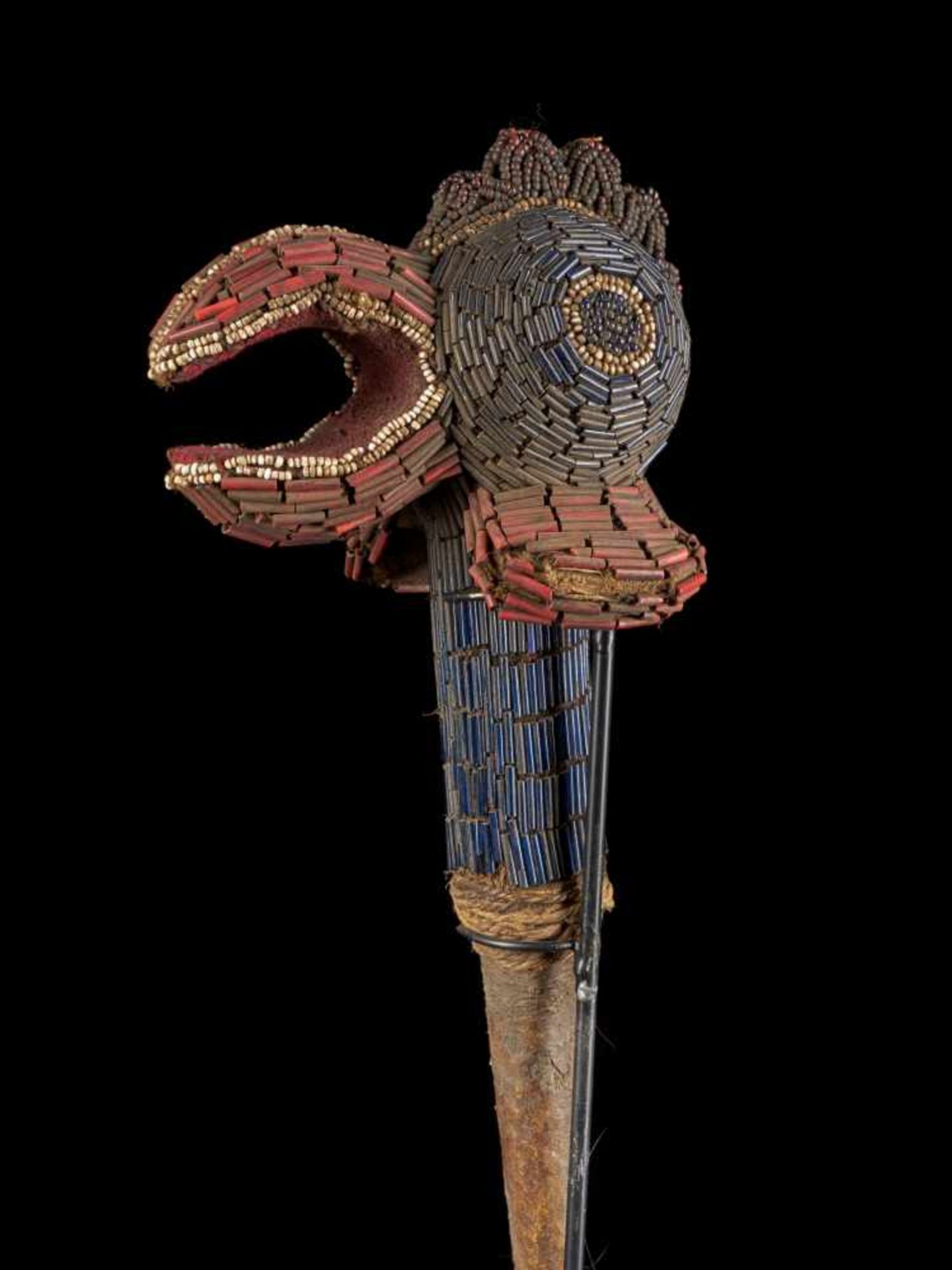 Beaded Flywhisk - Rooster - Tribal ArtThe Royal Fly Whisks (ethnic names: see leng koko or beuka) - Bild 4 aus 8