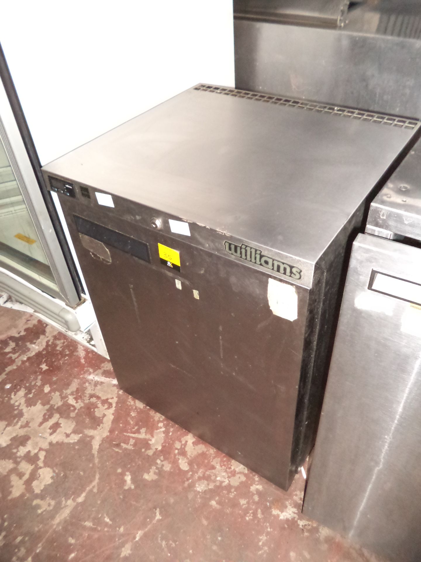 Williams stainless steel commercial counter height freezer, model LP5SS IMPORTANT: Please remember