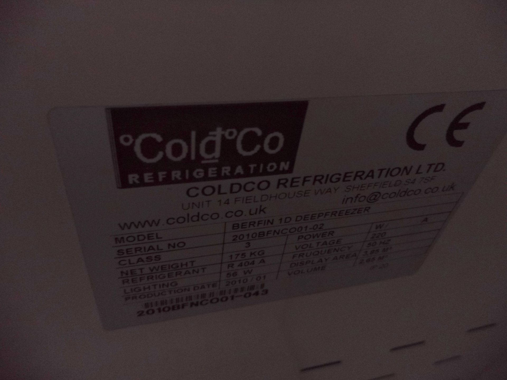 Larged clear door freezer - believed to require an external condenser unit IMPORTANT: Please - Image 3 of 3