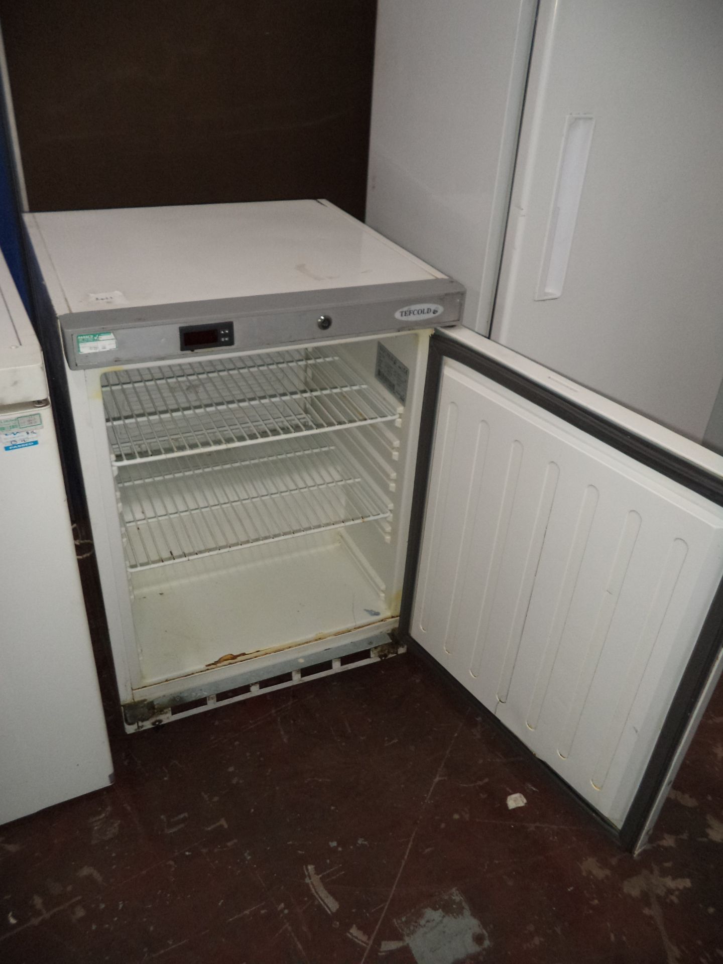 Tefcold counter height fridge IMPORTANT: Please remember goods successfully bid upon must be paid - Image 2 of 3