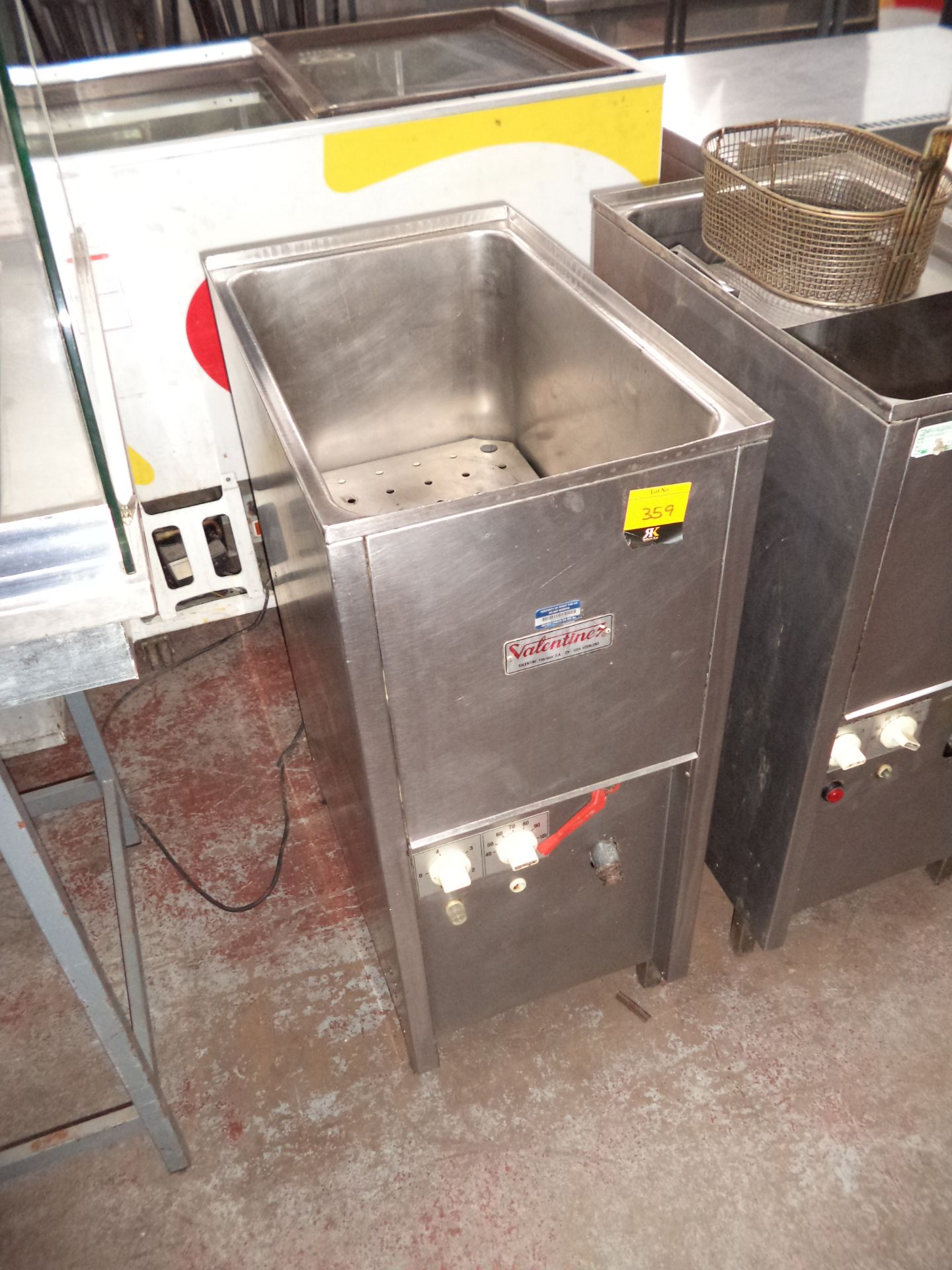 Valentine model VMC1 pasta boiler IMPORTANT: Please remember goods successfully bid upon must be - Image 2 of 3