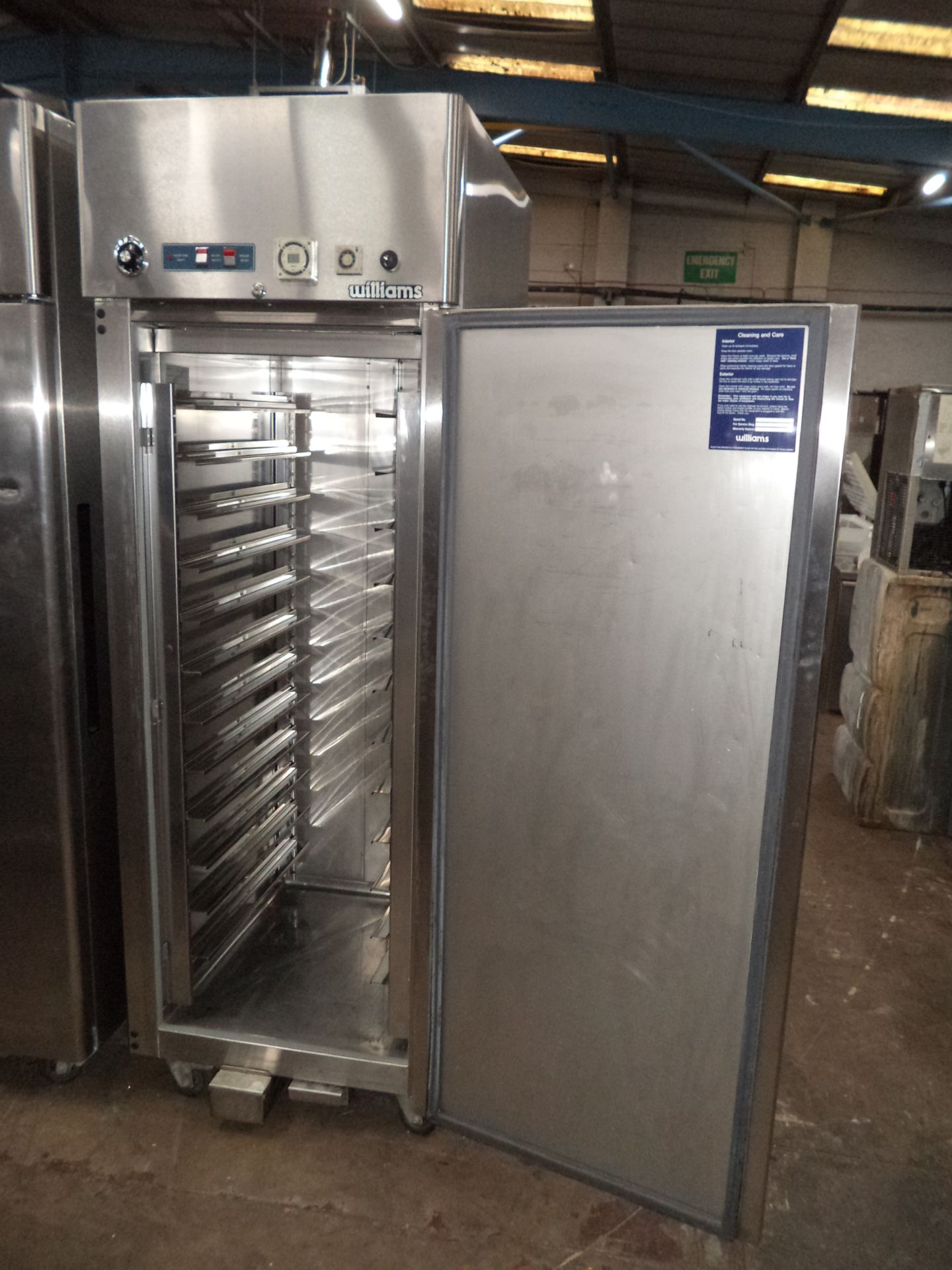 Williams stainless steel tall prover, model C1MP20 Crystal 2000, with tray racks built in to same - Image 3 of 4