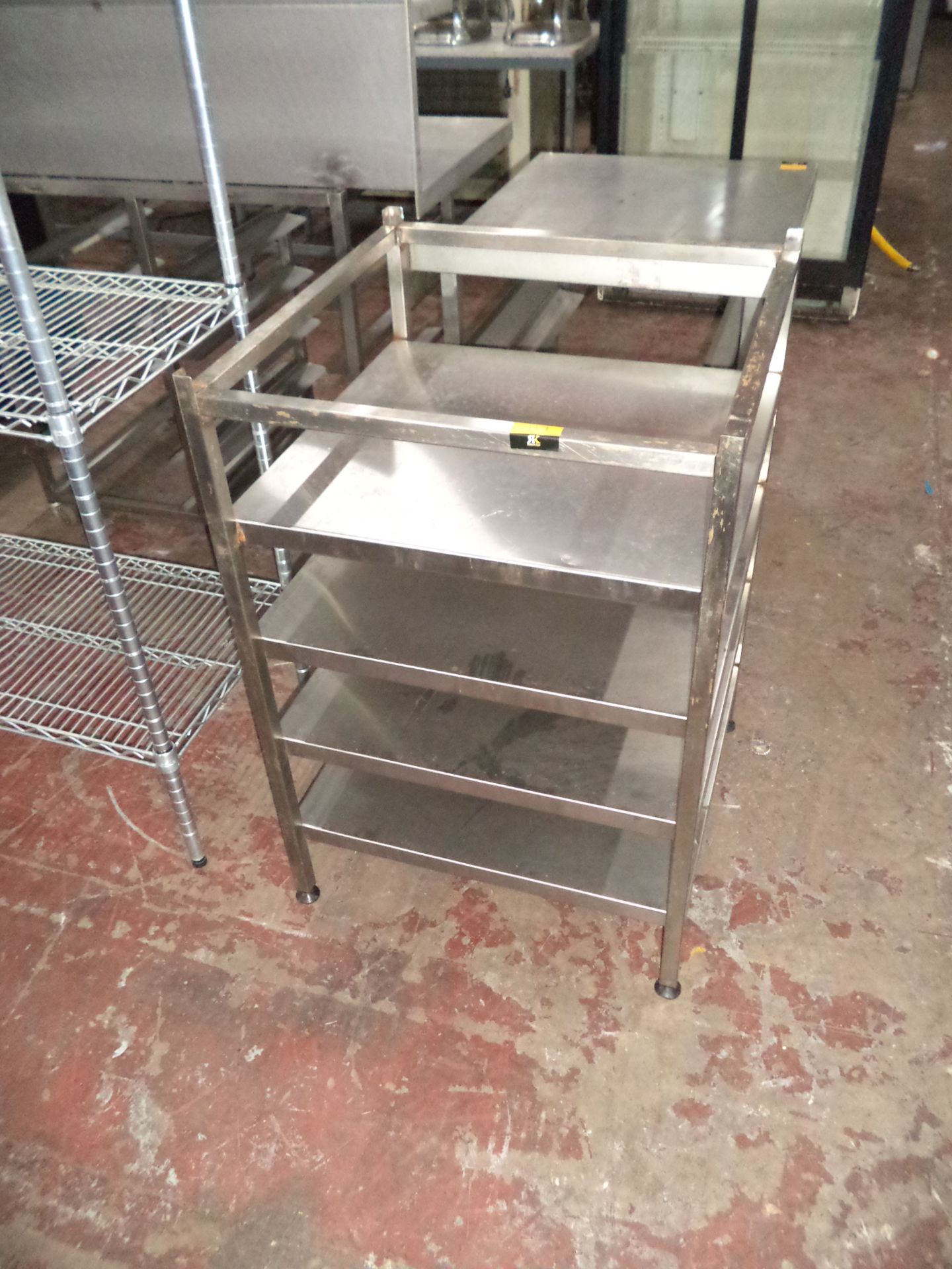 Multi-tier stainless table with footprint of circa 610mm x 610mm IMPORTANT: Please remember goods - Bild 2 aus 2