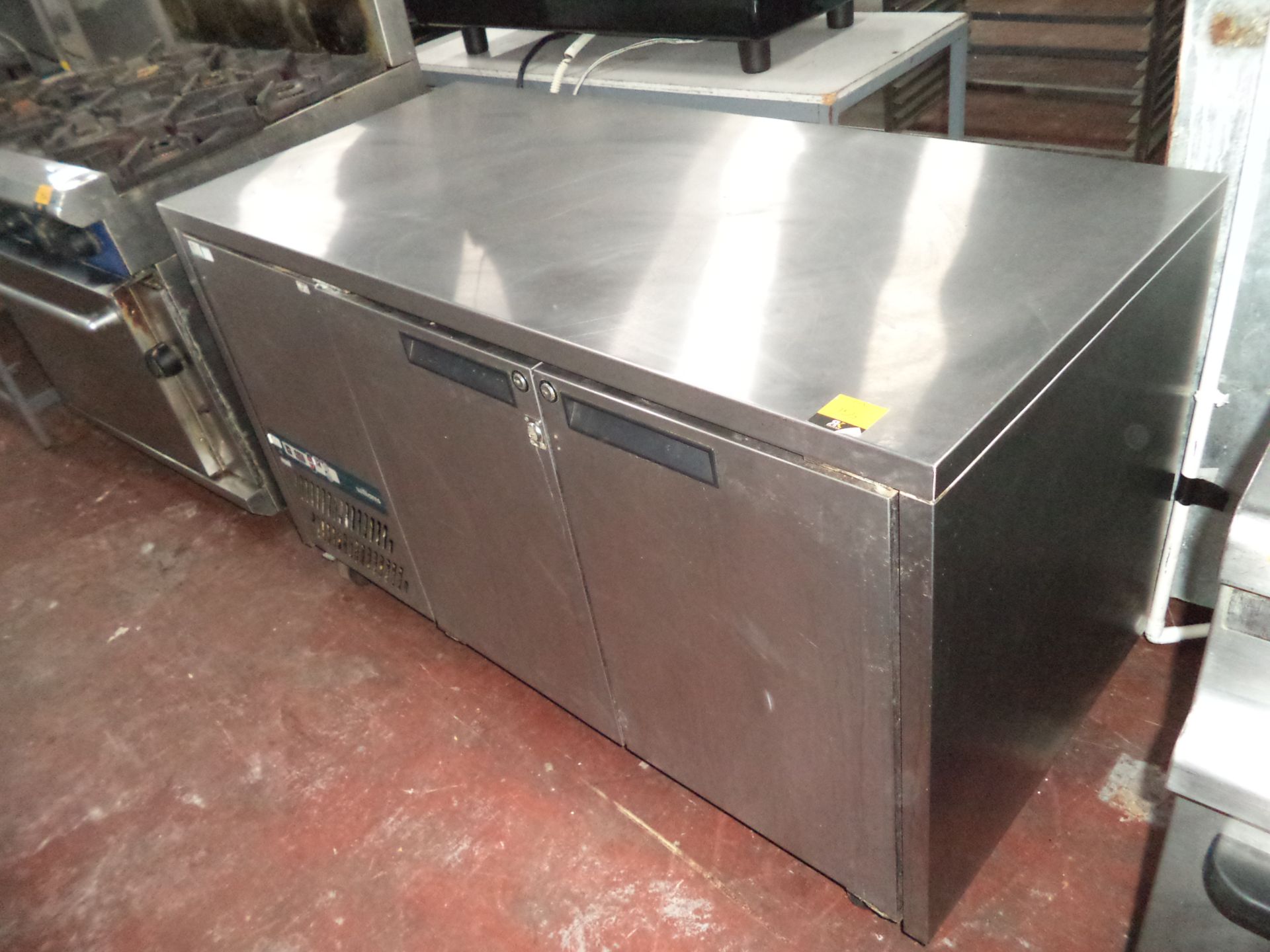 Williams mobile stainless steel refrigerated prep unit, model H02U IMPORTANT: Please remember