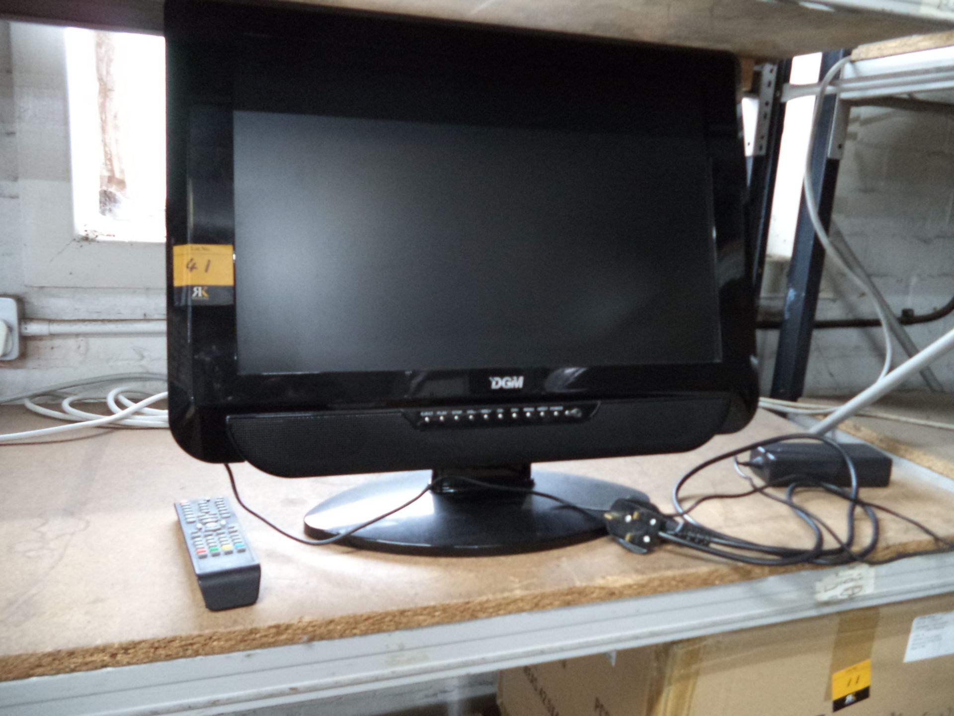 DGiM widescreen TV with built-in DVD on stand including remote control & power pack IMPORTANT: - Image 3 of 6