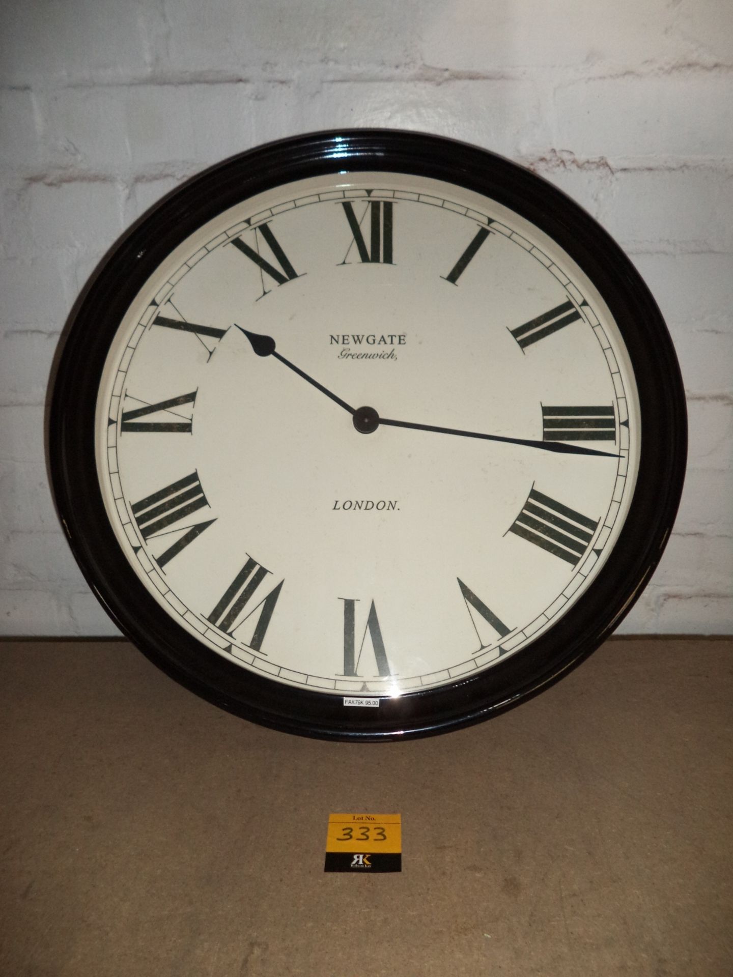 Large wall mountable clock marked Newgate Greenwich - retail price £95 IMPORTANT: Please remember