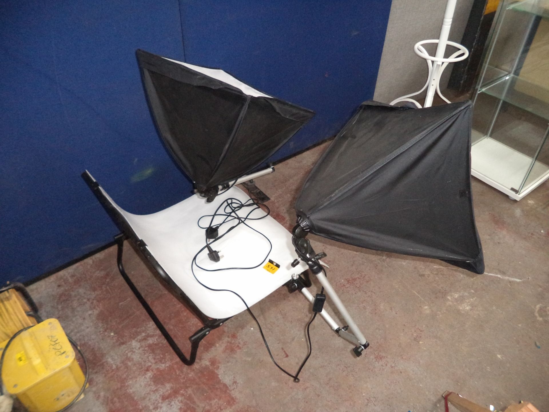 Quantity of photographic lighting & canopies IMPORTANT: Please remember goods successfully bid - Image 2 of 3