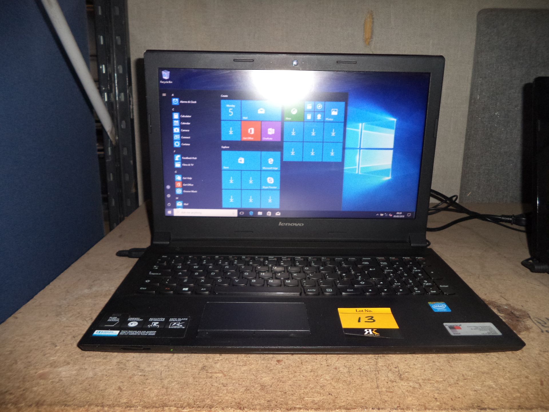 Lenovo 80ES notebook computer with built-in 15.6" display, webcam, Intel Celeron CPU N2840 @ 2.