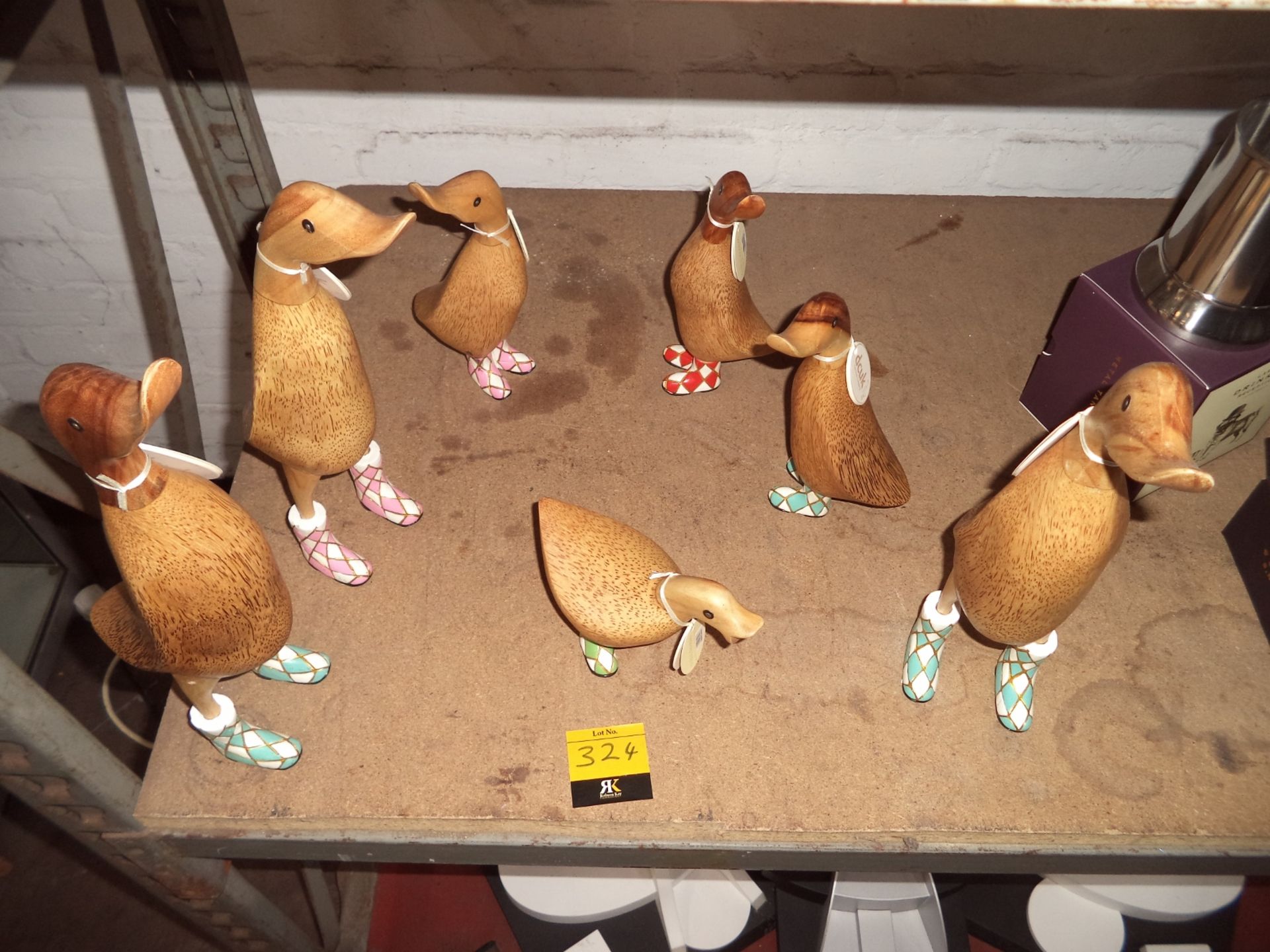 7 off DCUK wooden ornamental ducks IMPORTANT: Please remember goods successfully bid upon must be - Image 3 of 3