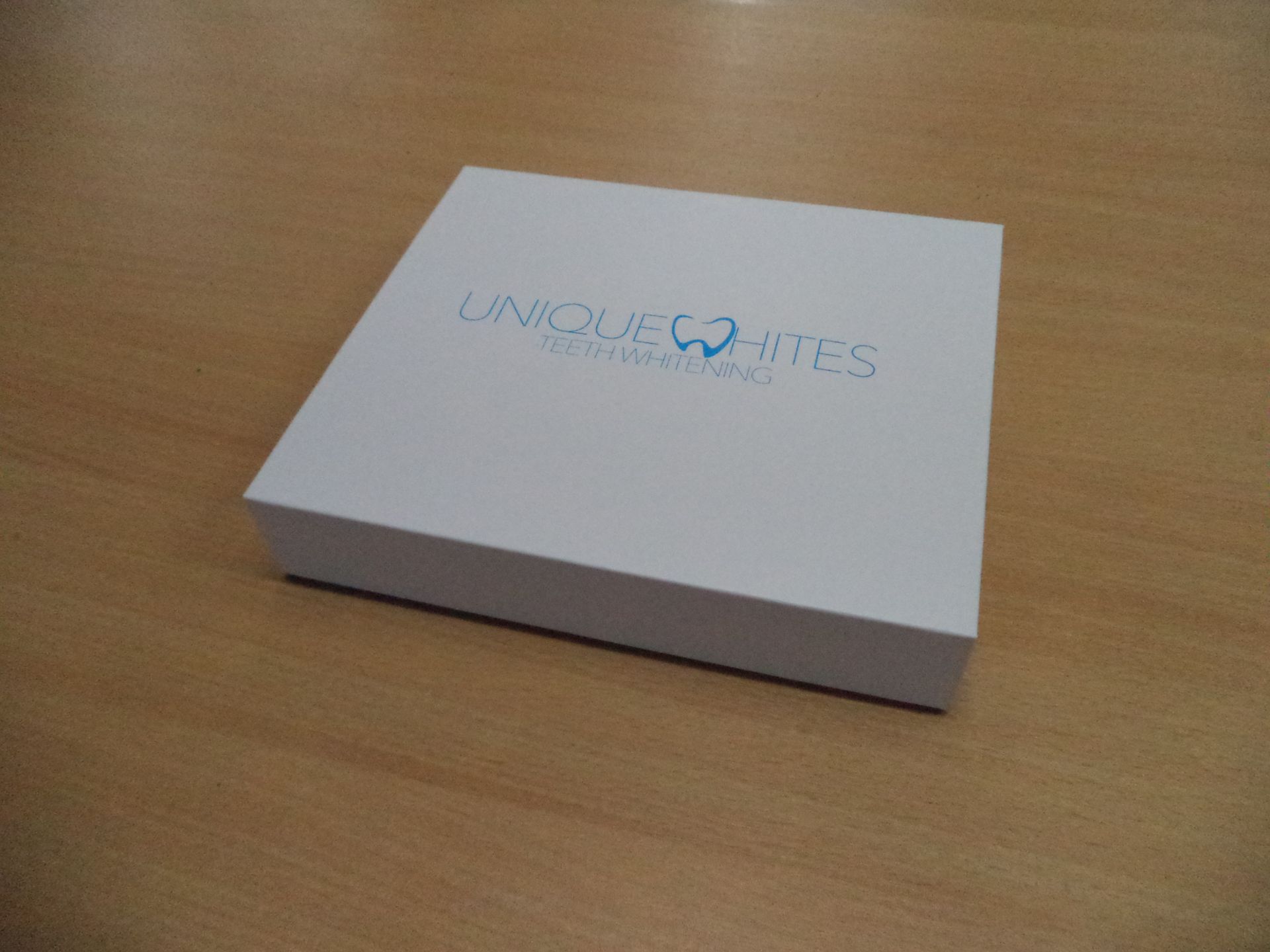 40 off (one large carton) Unique Whites teeth whitening kits, each in a retail display box with - Image 8 of 9