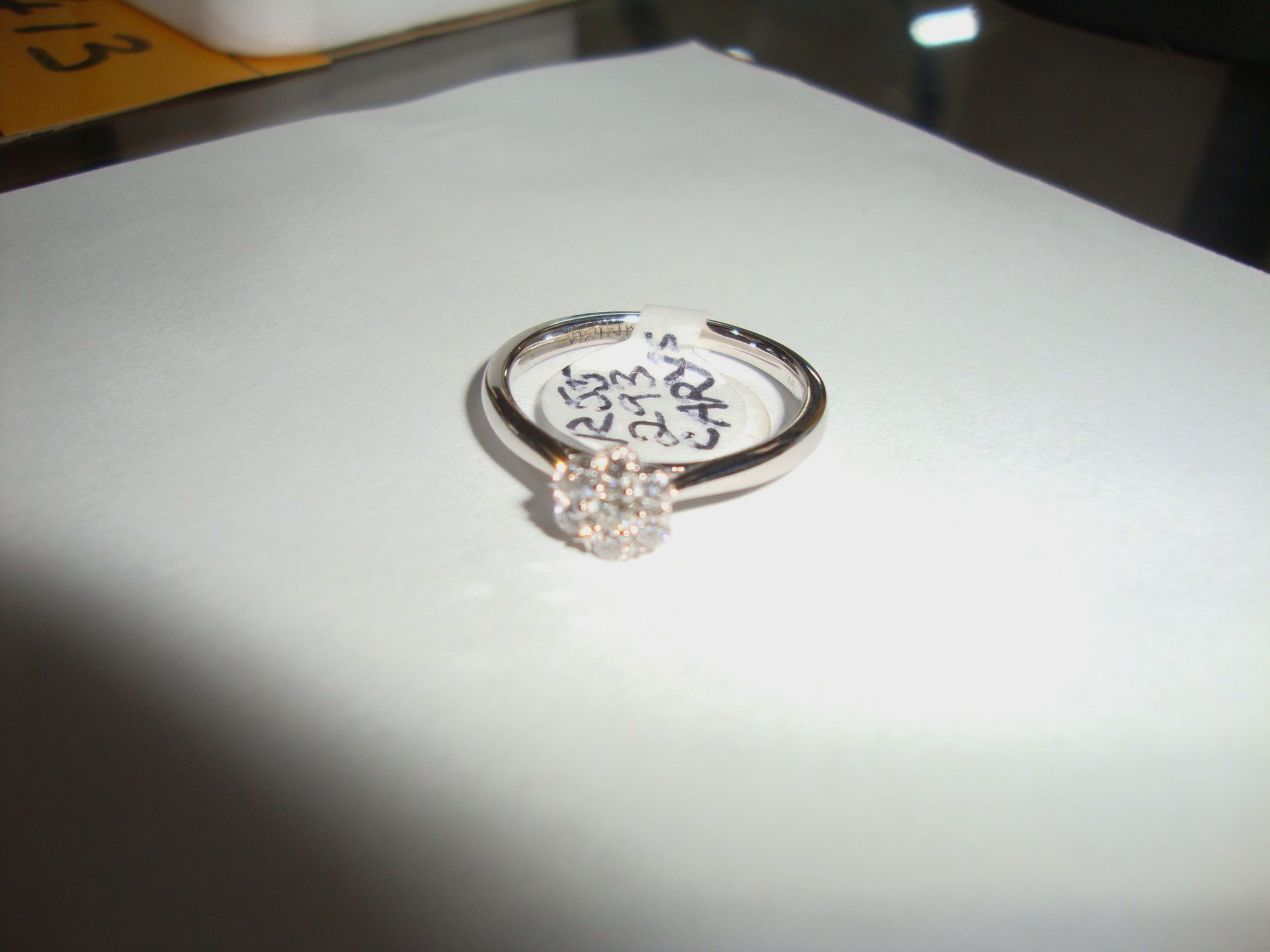 18 carat white gold diamond ring, RRP £825 IMPORTANT: Please remember goods successfully bid upon - Image 5 of 5