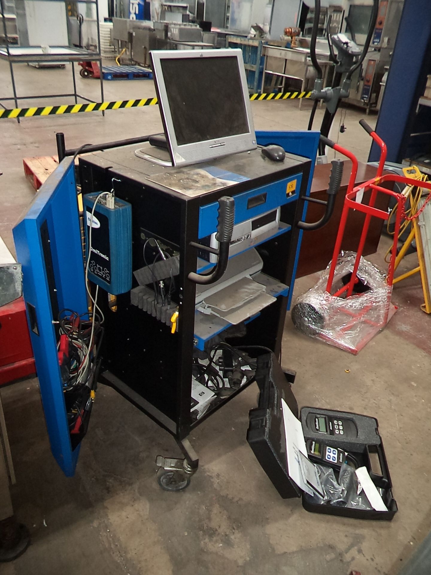 Omitec omiscan/omitronic garage equipment testing station comprising trolley, case & various - Image 9 of 10