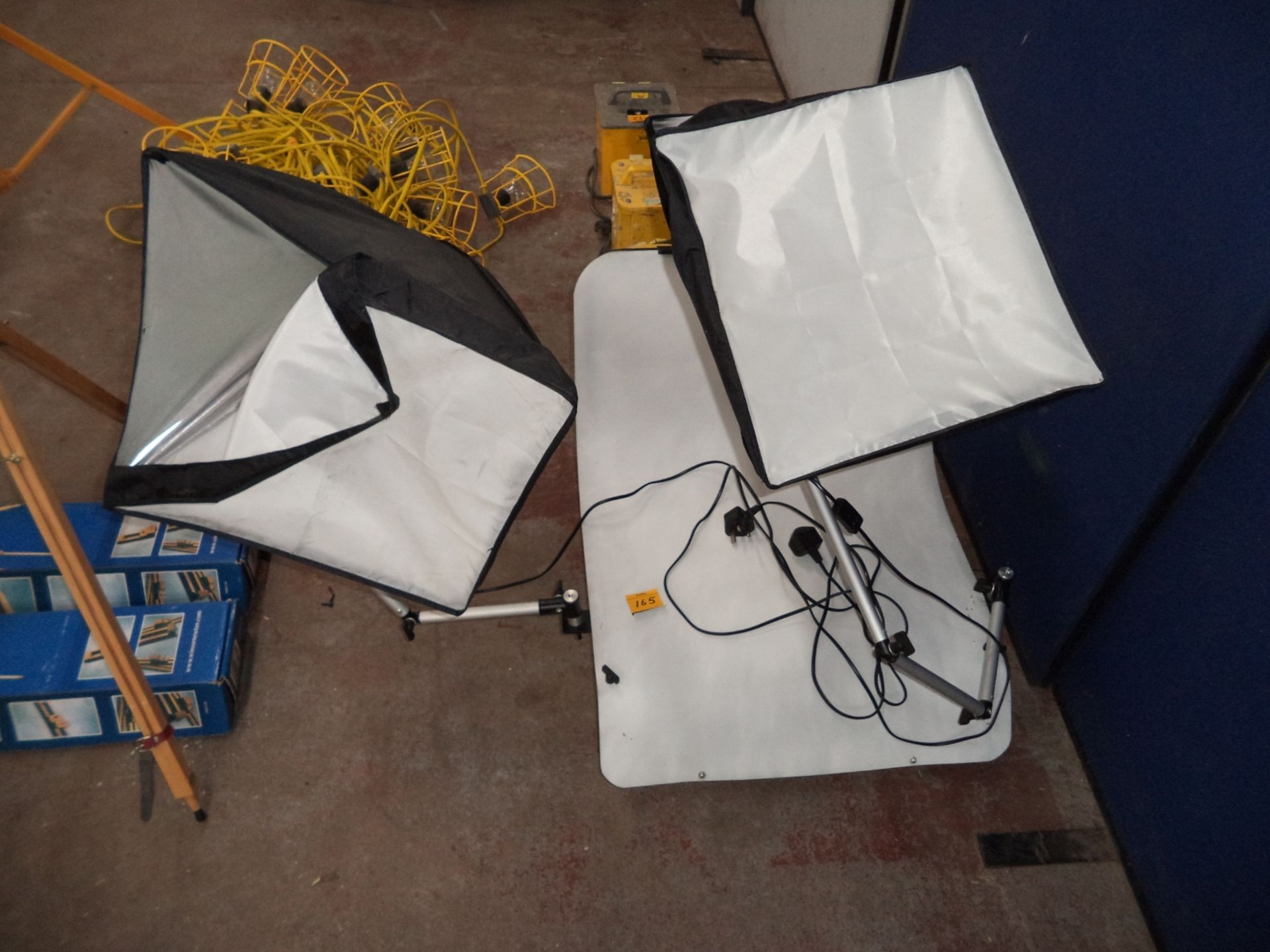 Quantity of photographic lighting & canopies IMPORTANT: Please remember goods successfully bid