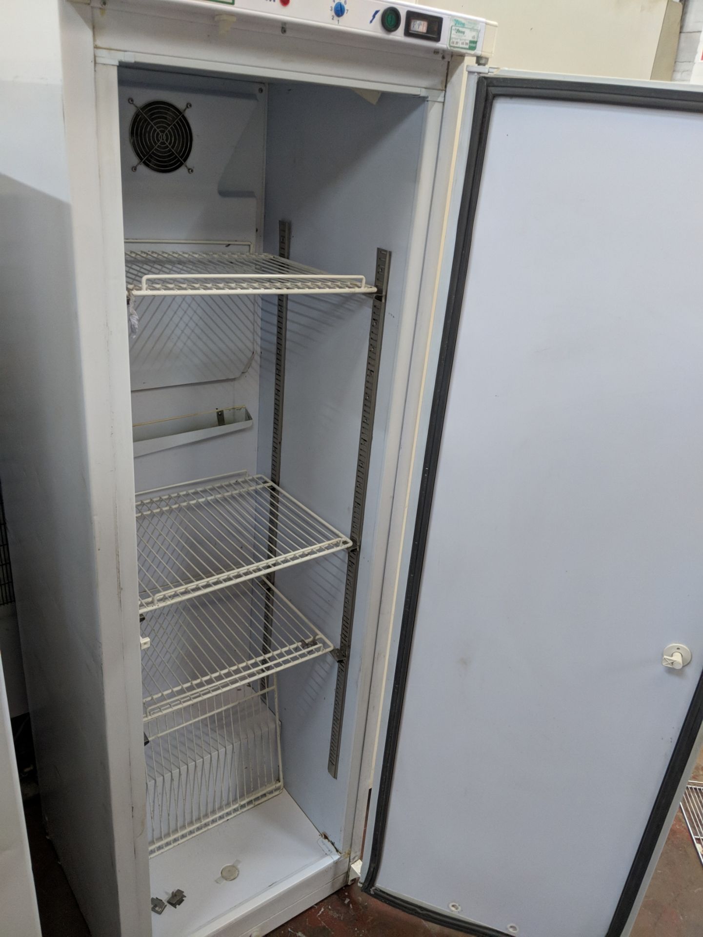 Iarp tall white fridge, model AB400PV IMPORTANT: Please remember goods successfully bid upon must be - Image 2 of 3