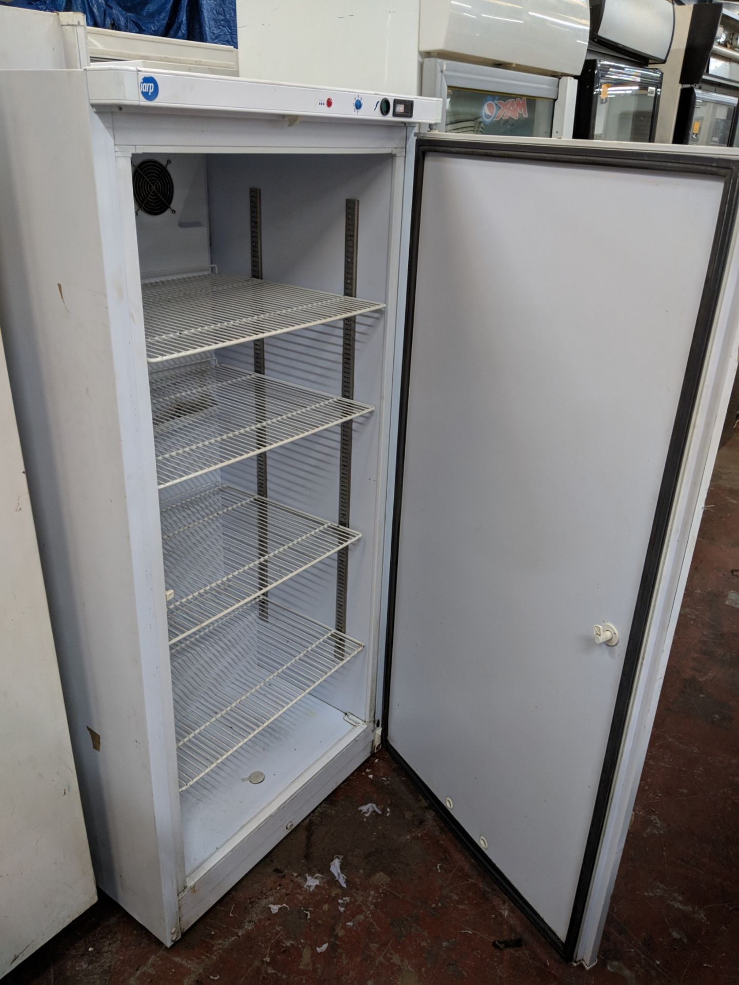 Iarp large white wide fridge, model AB500PV IMPORTANT: Please remember goods successfully bid upon - Image 2 of 3