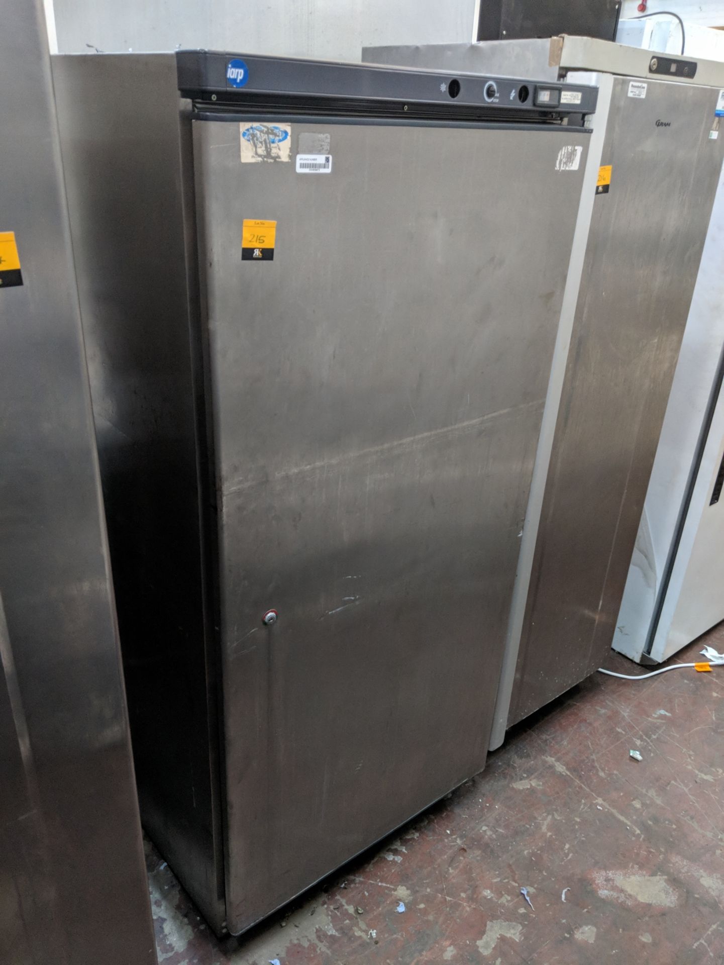 Iarp large wide silver freezer model ABX500N IMPORTANT: Please remember goods successfully bid