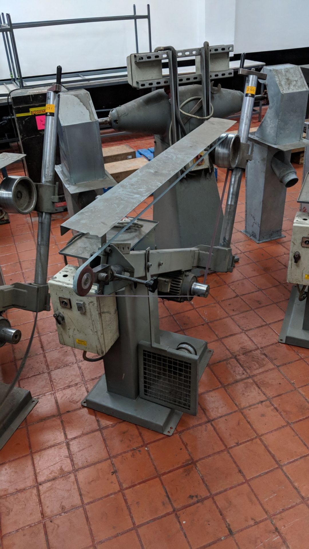 Floorstanding large belt polisher/linisher system This is one of a number of lots from C & C