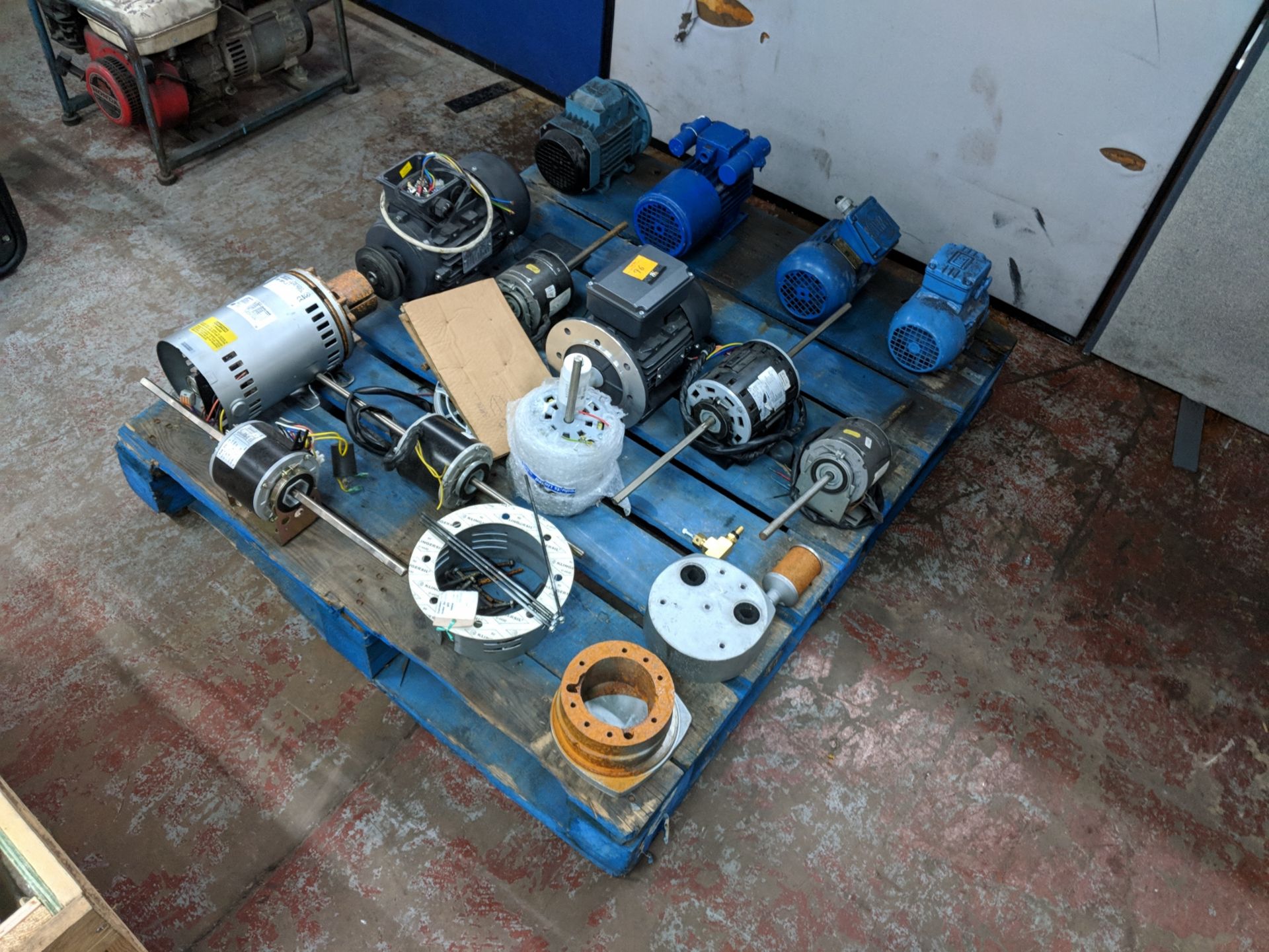 The contents of a pallet of assorted industrial motors Lots 96 - 155 consist of the total assets