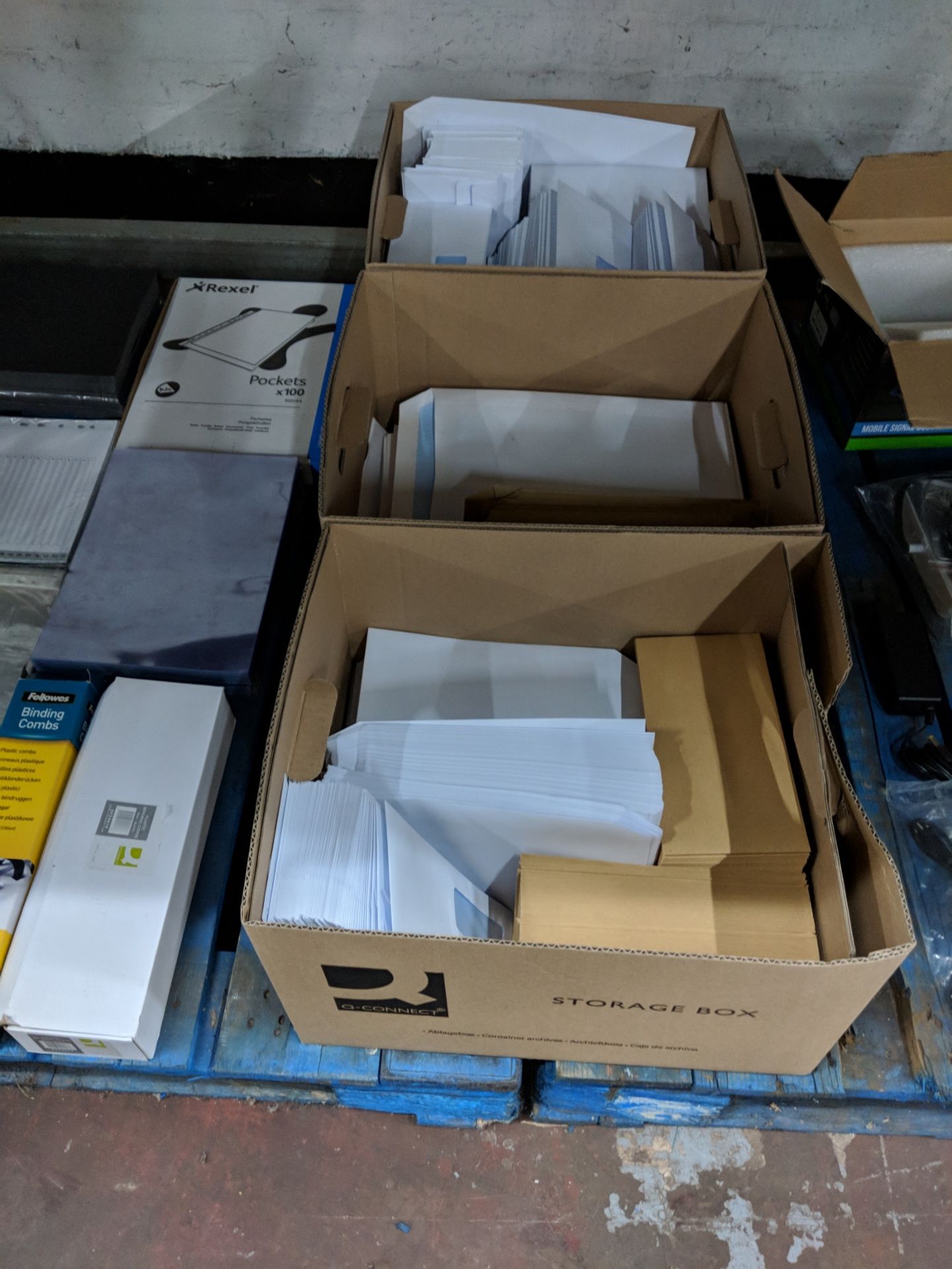 Quantity of assorted A4 paper, file dividers, punch pockets, envelopes & other office supplies - Image 5 of 6